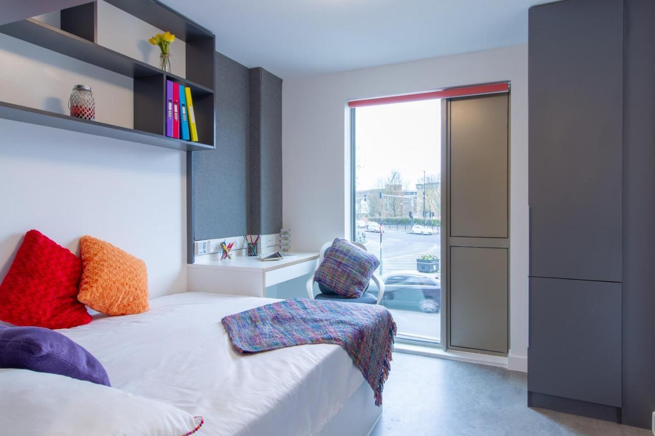 En Suite Rooms & Studios, Coventry - Sk Bagian luar foto