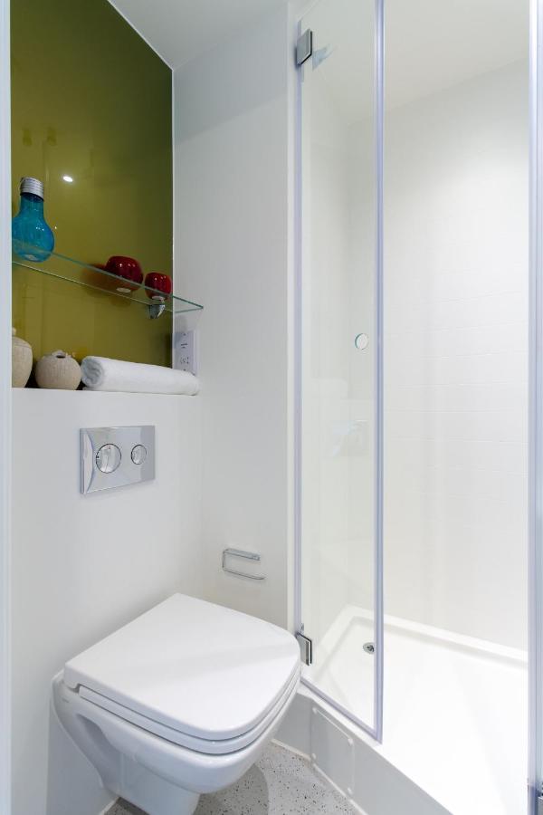 En Suite Rooms & Studios, Coventry - Sk Bagian luar foto