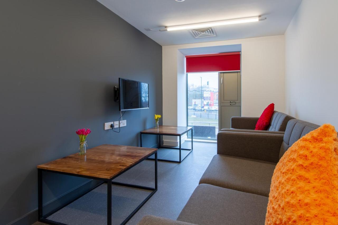 En Suite Rooms & Studios, Coventry - Sk Bagian luar foto